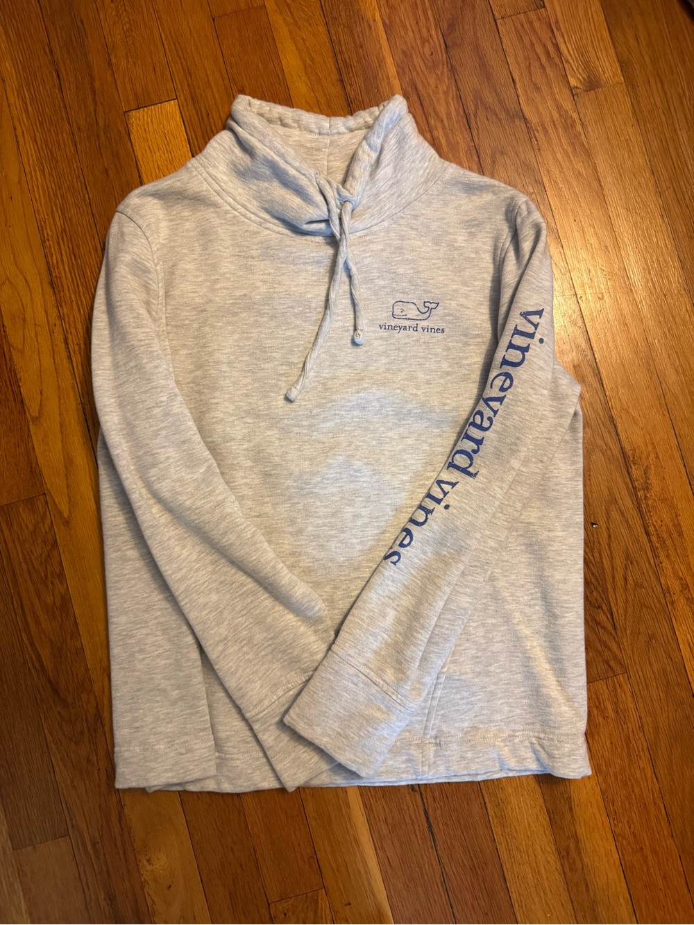 Vineyard Vines Light Gray Pullover Hoodie with Navy Logo